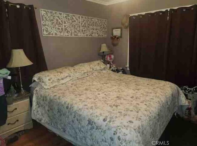 1510 W 65th Pl, Los Angeles, CA 90047 - bedroom featuring crown molding