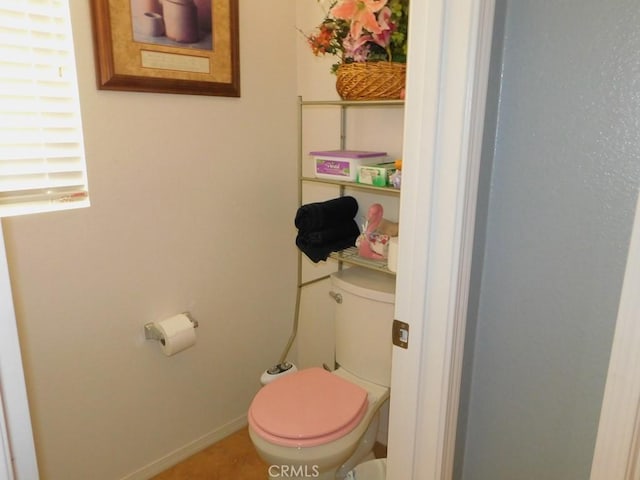 10947 Mesa Linda St, Victorville, CA 92392 - bathroom featuring toilet and baseboards
