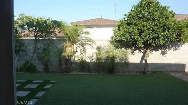 708 N Montebello Blvd, Montebello, CA 90640 - view of fenced backyard