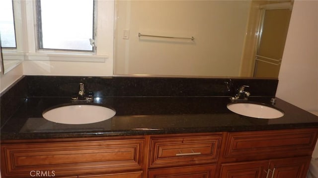 708 N Montebello Blvd, Montebello, CA 90640 - bathroom with double vanity