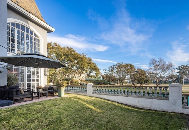 7487 Via De Fortuna, Carlsbad, CA 92009 - fenced yard featuring an outdoor living space