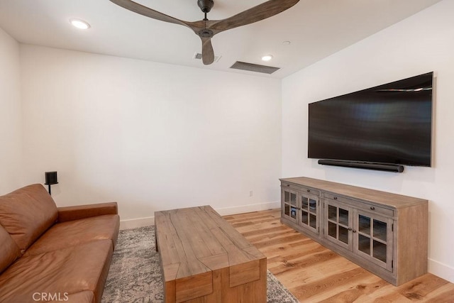 30888 Laelia Cir, Murrieta, CA 92563 - photo 26
