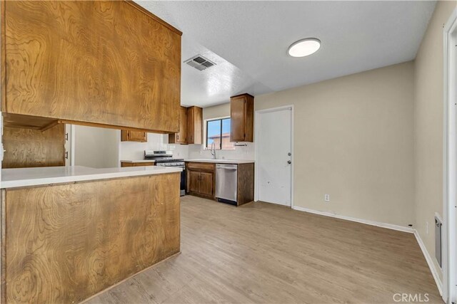 42209 45th St W, Quartz Hill, CA 93536