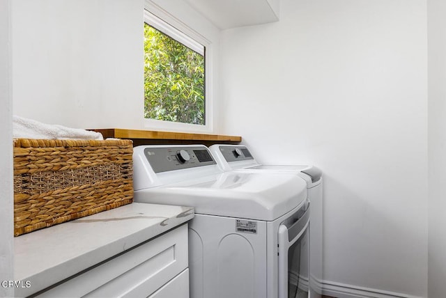 405 Sequoia Dr, Pasadena, CA 91105 - laundry room featuring washer and clothes dryer