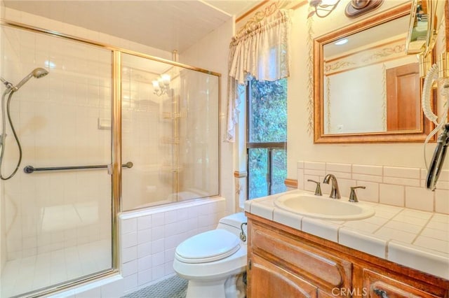 2033 Benbow Pl, Riverside, CA 92506 - bathroom featuring toilet and vanity