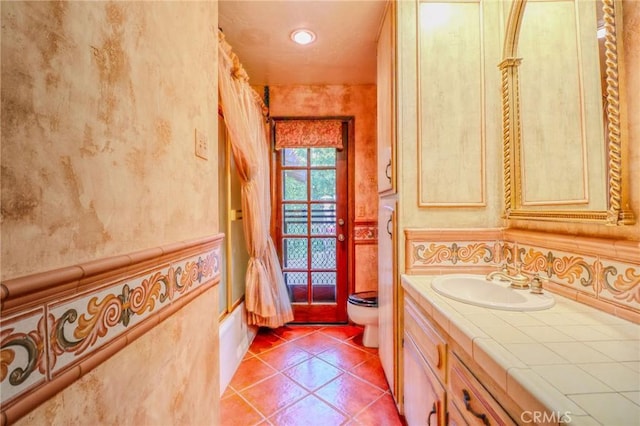 2033 Benbow Pl, Riverside, CA 92506 - full bathroom with vanity, shower / bath combination with curtain, and tile patterned floors