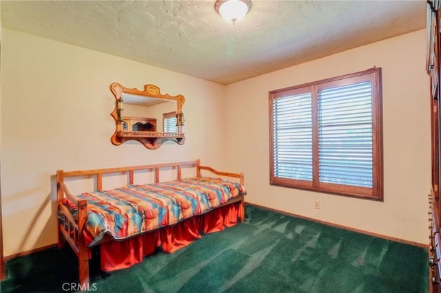 2033 Benbow Pl, Riverside, CA 92506 - carpeted bedroom with baseboards