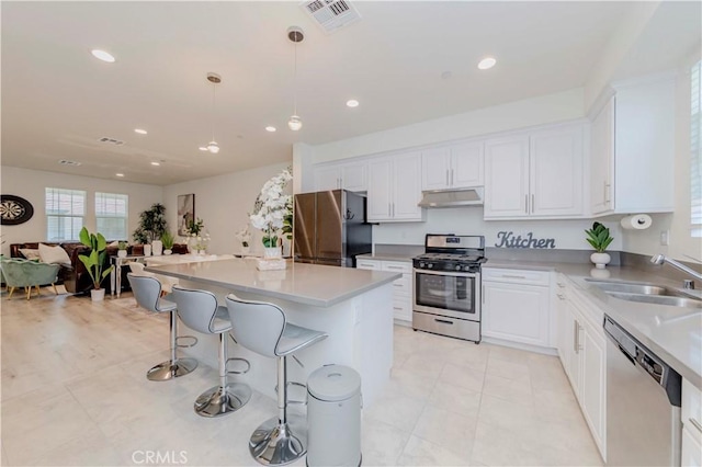 6926 Cottonwood Ln, Buena Park, CA 90621 - photo 1