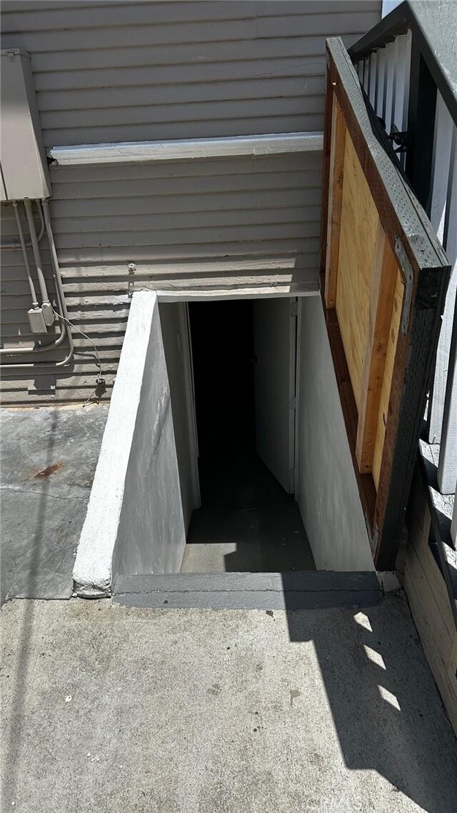 508 S Orange Ave, Santa Ana, CA 92701 - entry to storm shelter