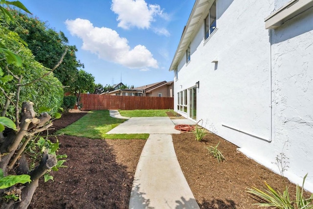 305 Spruce St, Chula Vista, CA 91911 - view of yard with a patio area