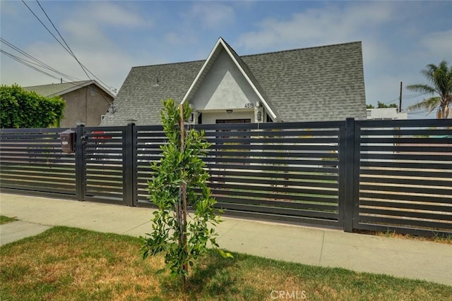 4519 Bresee Ave, Baldwin Park, CA 91706 - gate featuring a fenced front yard
