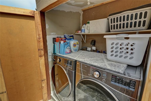 4519 Bresee Ave, Baldwin Park, CA 91706 - laundry room with washer and clothes dryer