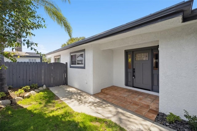 311 Prospect St, Oak View, CA 93022 - doorway to property with stucco siding