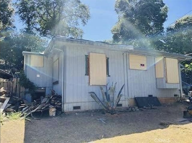 12441 Pine St, Clearlake Oaks, CA 95423 - view of property exterior featuring crawl space