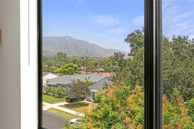 635 E Elmwood Ave Unit 307, Burbank, CA 91501 - mountain view