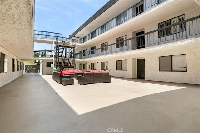 635 E Elmwood Ave Unit 307, Burbank, CA 91501 - view of building exterior with stairs
