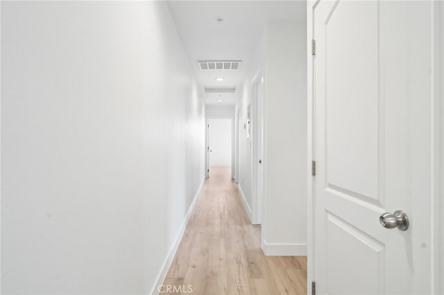 10415 Avalon Blvd, Los Angeles, CA 90003 - hallway featuring light wood-style floors and recessed lighting