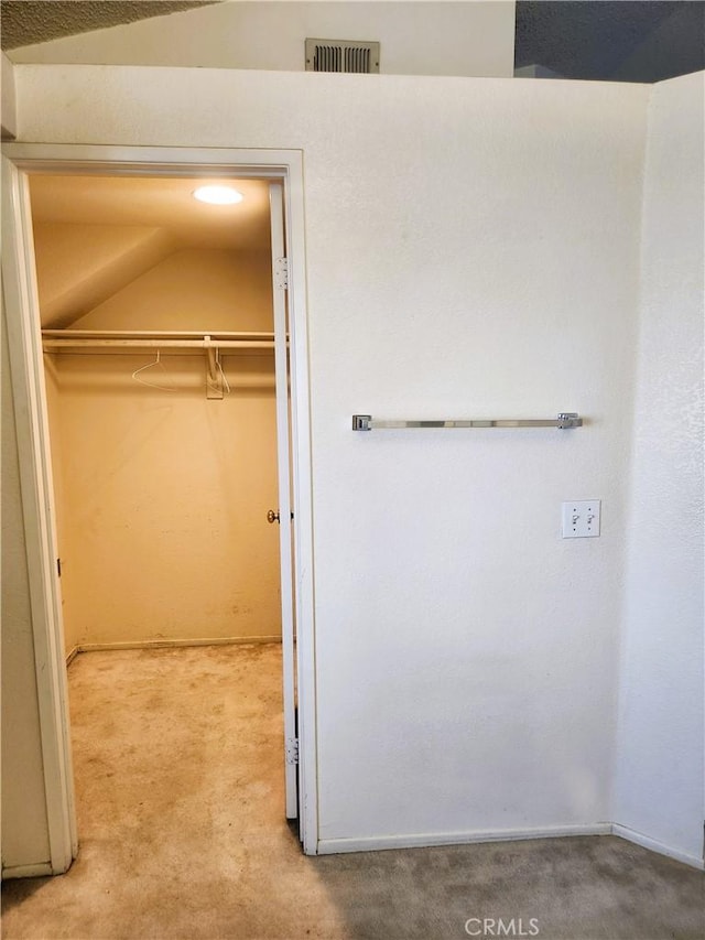 186 S Massachusetts St, Lake Elsinore, CA 92530 - view of closet