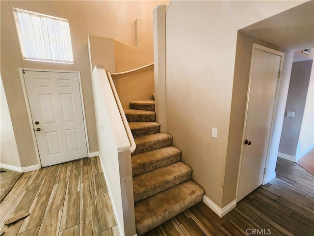 186 S Massachusetts St, Lake Elsinore, CA 92530 - entryway featuring wood finished floors and stairs