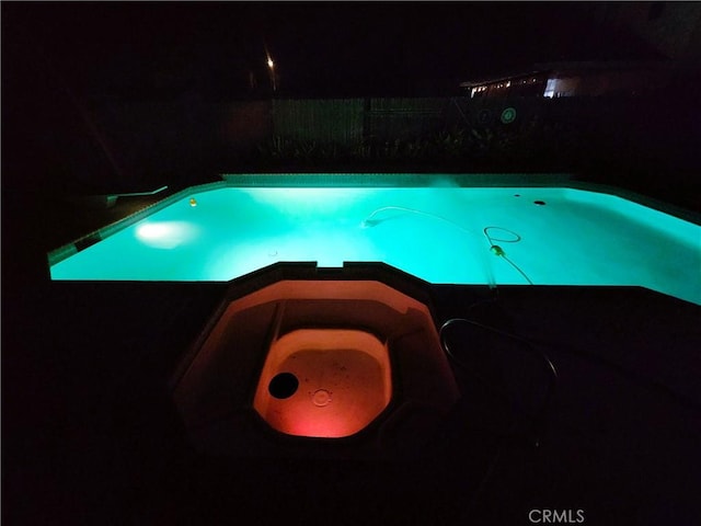 186 S Massachusetts St, Lake Elsinore, CA 92530 - view of pool at night