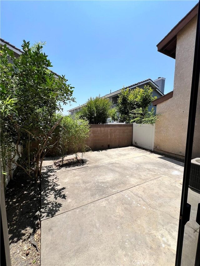 1231 S Golden W Ave Unit 24, Arcadia, CA 91007 - fenced backyard with a patio
