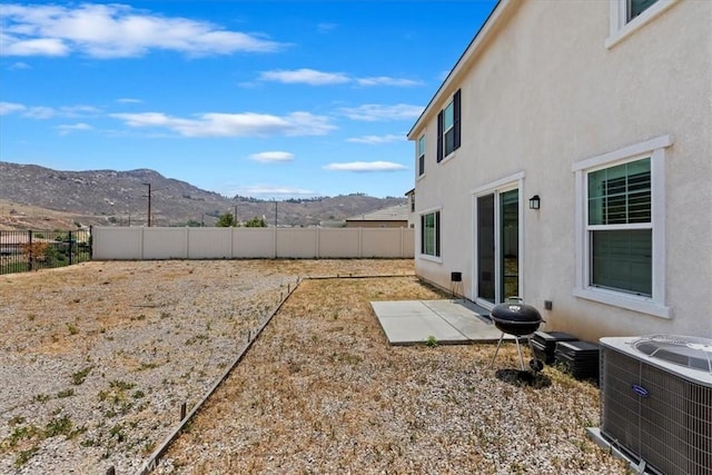 21288 Telegraph Rd, Riverside, CA 92507 - fenced backyard featuring a mountain view