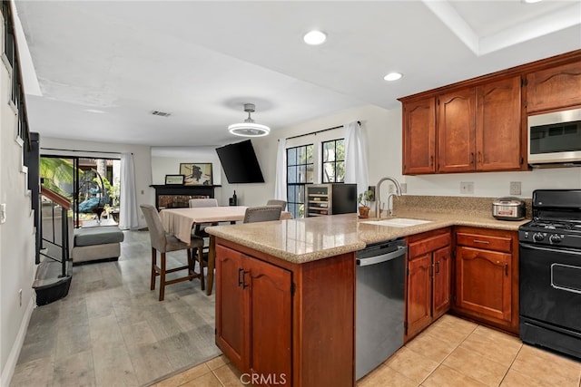 392 Hawaii Way, Placentia, CA 92870 - photo 3