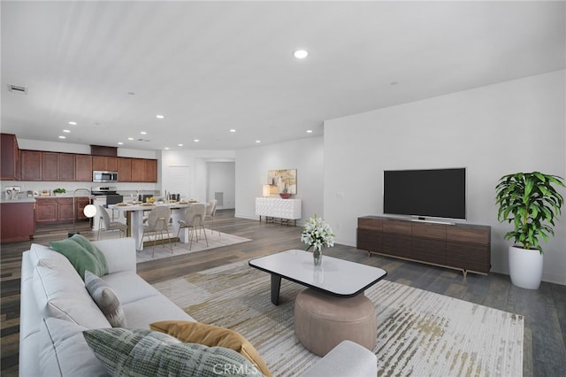 1649 Spring Run Ln, Beaumont, CA 92223 - living room with recessed lighting and dark wood-type flooring