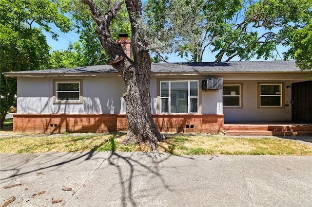 2723 57th St, Sacramento, CA 95817 - single story home featuring brick siding, stucco siding, a porch, and crawl space