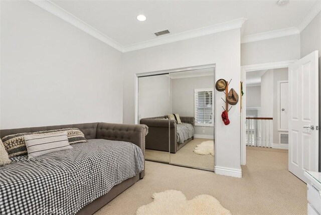 19256 Jasper Hill Rd, Lake Forest, CA 92679 - bedroom with ornamental molding, a closet, carpet floors, and recessed lighting