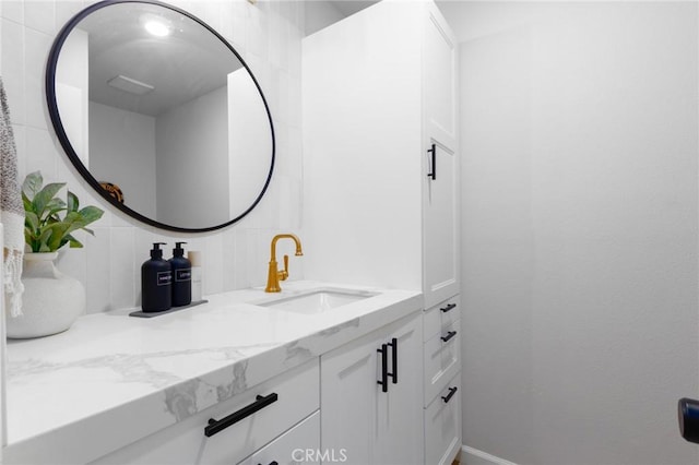 5027 Sleeping Indian Rd, Fallbrook, CA 92028 - bathroom with vanity