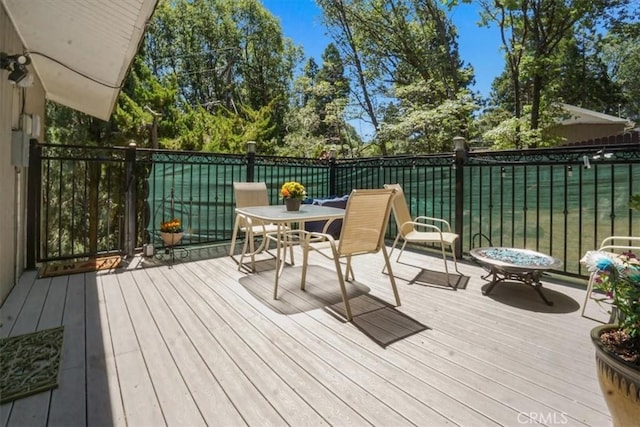 182 Darfo Dr, Crestline, CA 92325 - deck with outdoor dining space