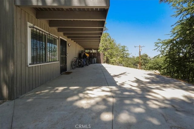 182 Darfo Dr, Crestline, CA 92325 - view of patio / terrace