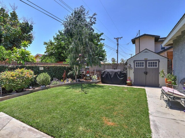 6364 Hancock Way, Buena Park, CA 90620 - fenced backyard with a storage unit