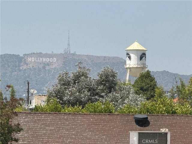 555 N Plymouth Blvd, Hancock Park, CA 90004 - view of mountain backdrop