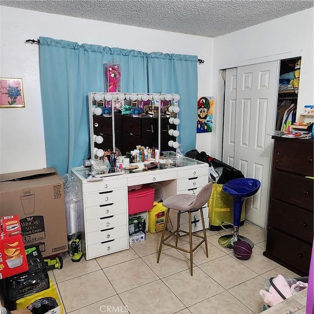 3322 E 8th St, Los Angeles, CA 90023 - office space featuring tile patterned floors and a textured ceiling