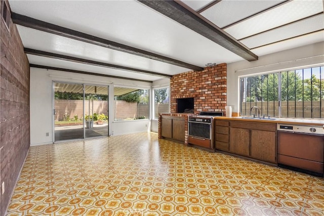 2301 N Lyon St, Santa Ana, CA 92705 - photo 10