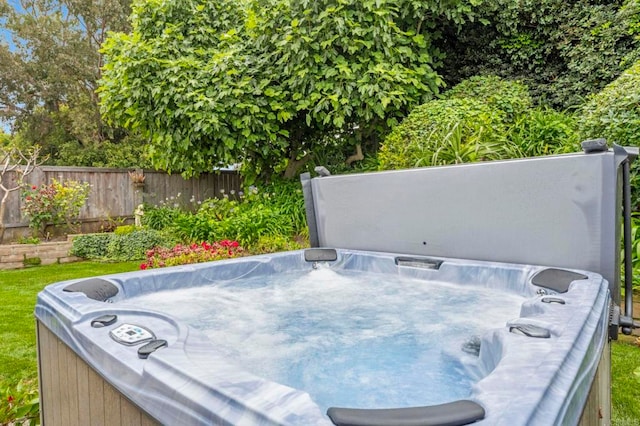 3551 Starboard Cir, Oceanside, CA 92054 - exterior view of a jacuzzi