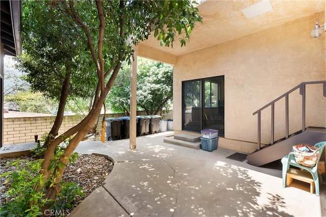 3654 4th Ave, La Crescenta, CA 91214 - view of patio / terrace