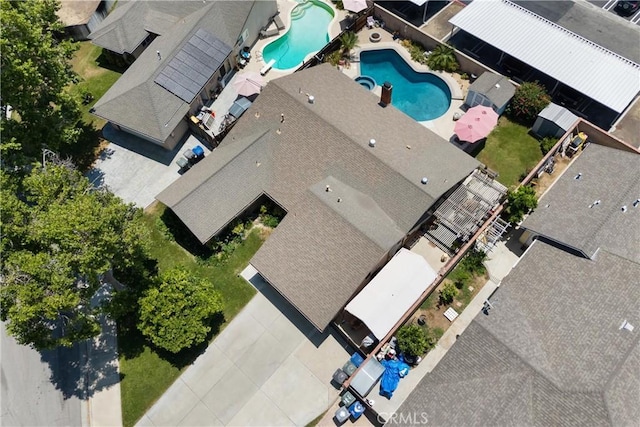 11116 Wayfield Rd, Riverside, CA 92505 - aerial view of property and surrounding area with a pool