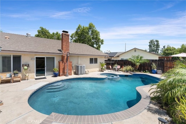 11116 Wayfield Rd, Riverside, CA 92505 - view of swimming pool featuring a patio and a pool with connected hot tub