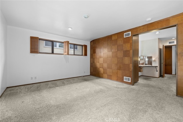 10868 Willowcrest Pl, Studio City, CA 91604 - spare room featuring light colored carpet and a smoke detector