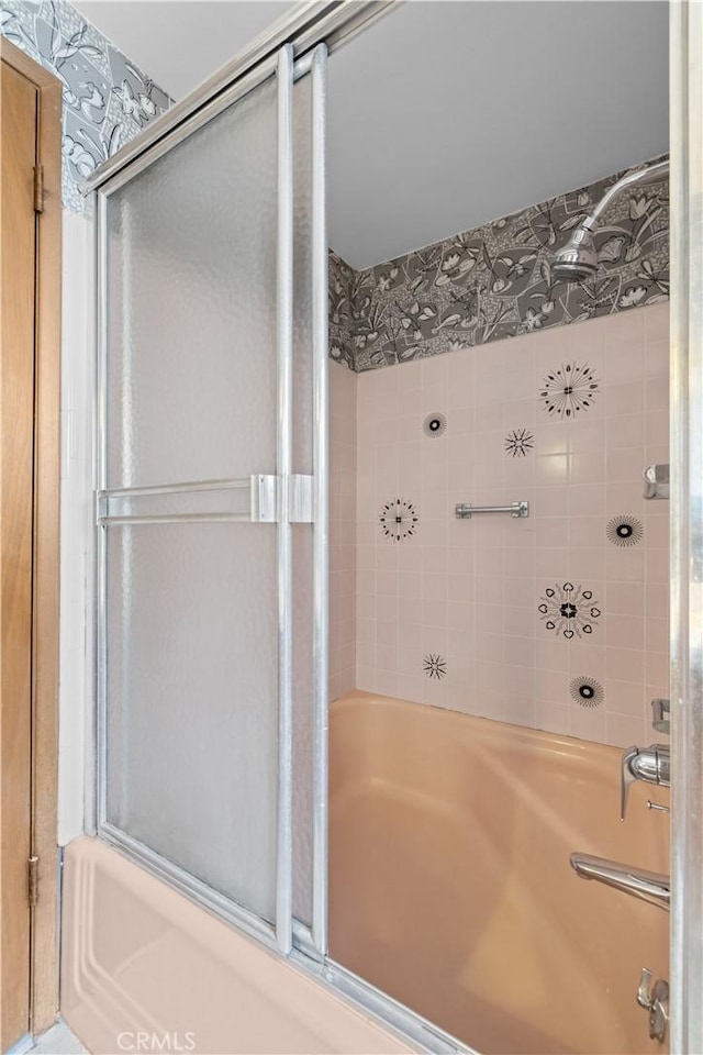 10868 Willowcrest Pl, Studio City, CA 91604 - bathroom featuring enclosed tub / shower combo