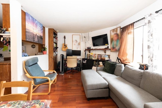 3819 47th St, San Diego, CA 92105 - living room featuring wood finished floors