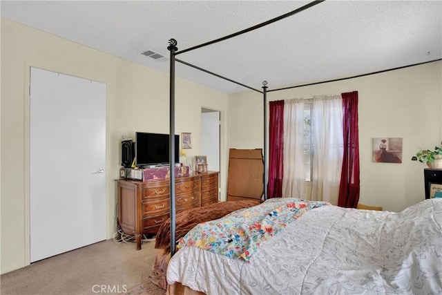 10395 Shahaptain Ave, Hesperia, CA 92345 - carpeted bedroom with a textured ceiling