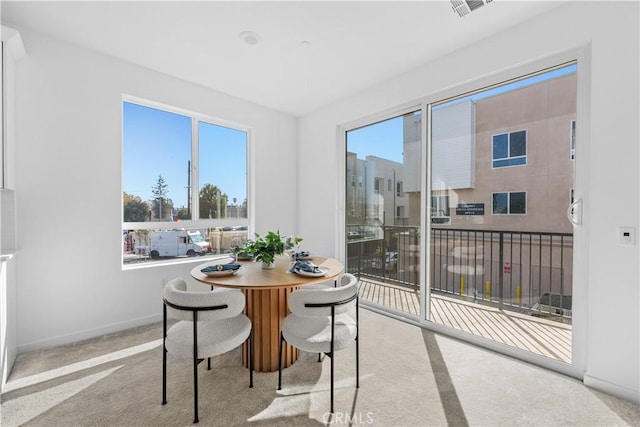 94191/2 N Sepulveda Blvd Unit 1, North Hills, CA 91343 - view of sunroom / solarium