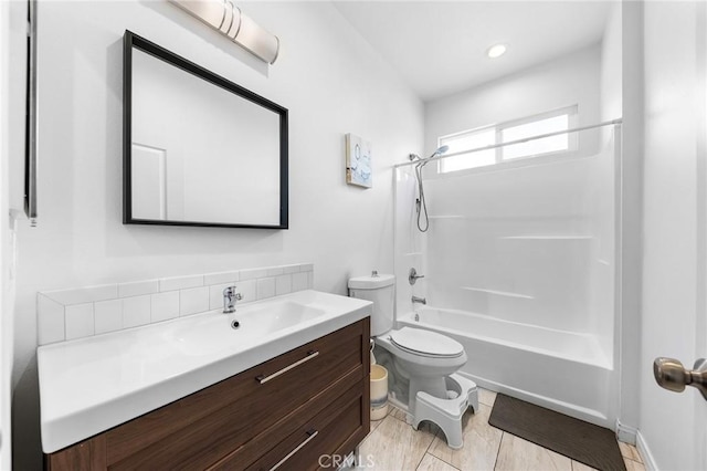 418 N Dalton Ave, Azusa, CA 91702 - full bathroom featuring vanity and washtub / shower combination