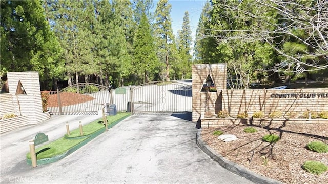 180 Grass Valley Rd, Lake Arrowhead, CA 92352