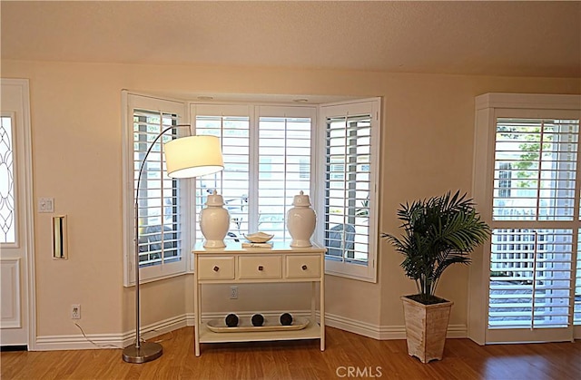 1681 Tam Oshanter Rd Unit 10C M12, Seal Beach, CA 90740 - detailed view of wood finished floors