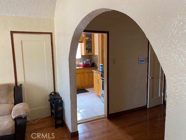 514 W 102nd, Los Angeles, CA 90044 - photo 7